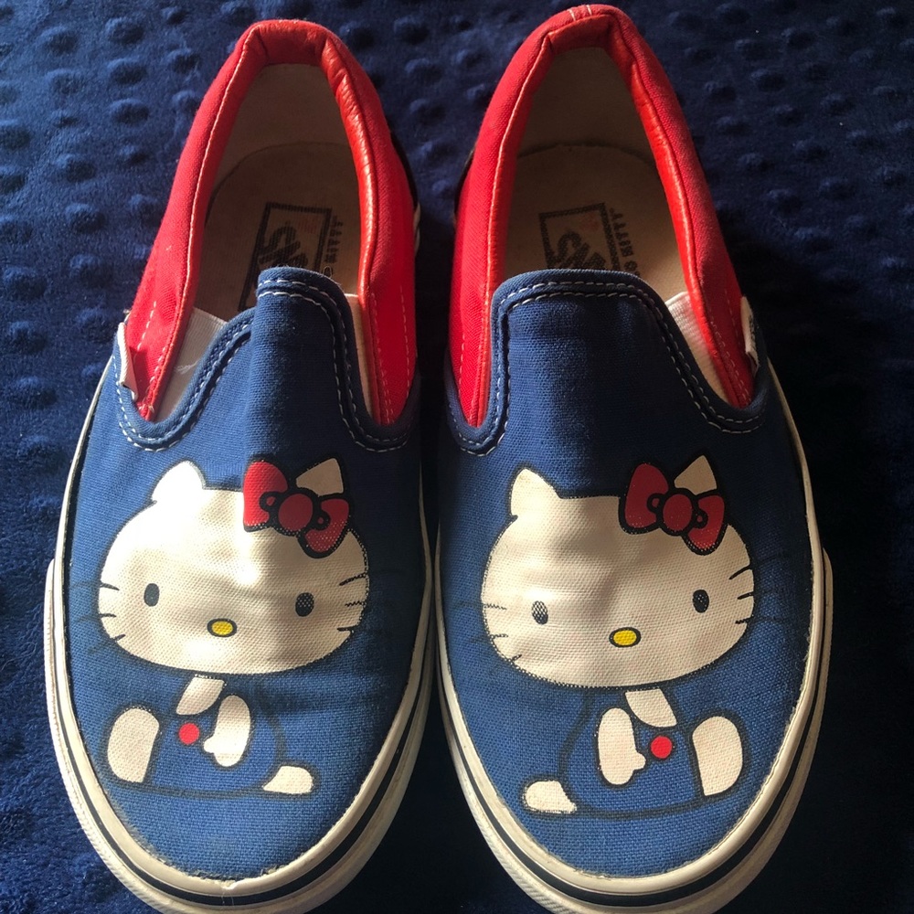 Cute Hello Kitty Sanrio Van’s size W5 bright colors fun slip on rare hood cond